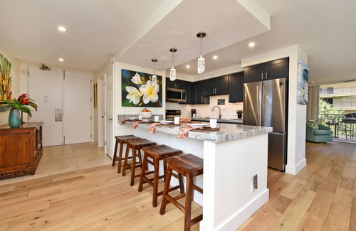 Kahana Condo | RK 301 Remodeled OceanFront 2BD w Pool and AC