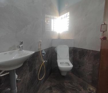 Vedasandur Hotel | RK mahal & residency