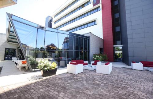 San Faustino-Madonnina-Quattroville Hotel | RMH MODENA DES ARTS