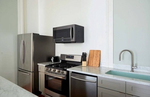 Faubourg Marigny House | Roami at The Mandeville | One Bedroom