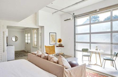 Faubourg Marigny Apartment | Roami at The Mandeville