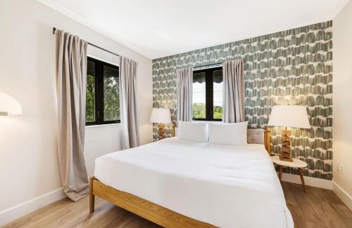 Midtown Apartment | Roami at The Palace