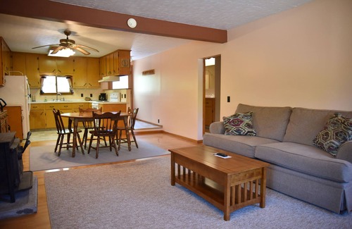 Salsbury Cove Hotel | Robbins Motel
