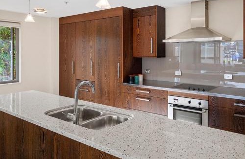 Taupo House | Roberts Retreat - Taupo Holiday Home