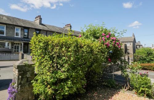 Kendal House | Robin's Retreat