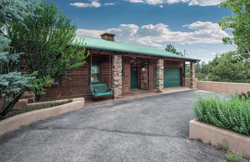 Ruidoso House | Robins Nest by Vtrips