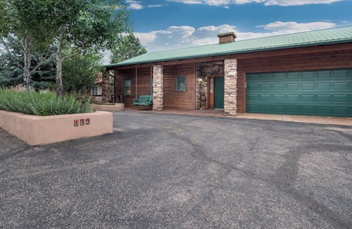 Ruidoso House | Robins Nest by Vtrips