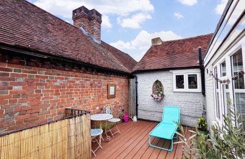 Billingshurst House | Robins Rest, Billingshurst
