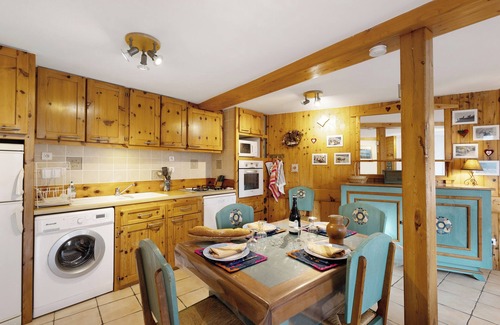 La Cabanasse Apartment | Roc del Boc – Mountain view, peaceful and cozy stay in La Cabanasse with 2 bedrooms and BBQ