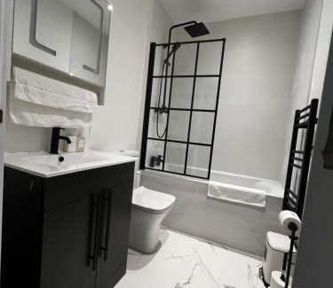 Rochester House | Rochester Lux Stay Townhouse 2