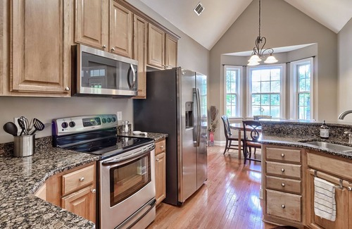 Chapin House | Rock and Reel Lake Murray house with private dock