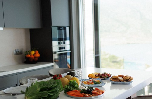 Agia Pelagia Villa | Rock Bay Villas - villa AROMA with 5 Bedrooms and Private Pool