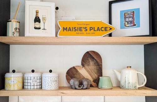 Kemptown Apartment | Rock Gardens - by Brighton Holiday Lets