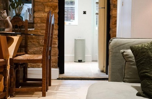 Chipping Norton House | Rock Hill - Chipping Norton, Trendy Townhouse in Chipping Norton
