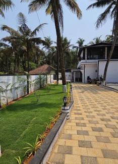 Malpe House | Rock n Ocean , Private Beach Stay