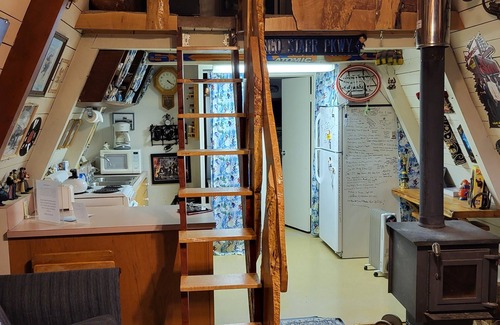 Packwood Cabin | Rock-N-Roll Cabin On Mount Rainier