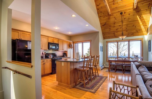 Rangeley Condo | Rock Pond Condo 75 | Beautiful end unit at Saddleback