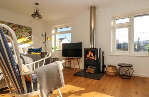 Porthleven Apartment | Rock Pool House