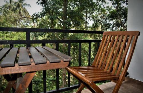 Gomagoda House | Rock View Home