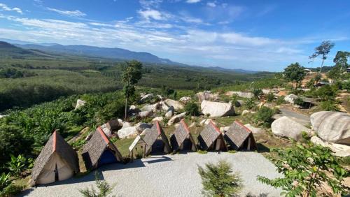 Gurun Resort | Rock Village