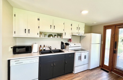 Nellysford House | Rockfish Valley Retreat- Wintergreen