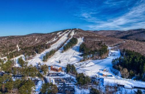 Conway House | Rockhouse Mountain Retreat