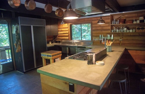 West Hills Cabin | ROCKLAND WOODS: LODGE, LAND & LAKE