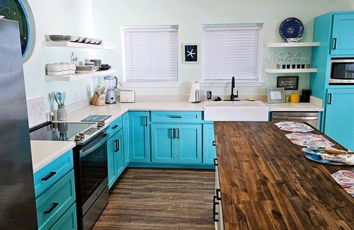 Rockport Condo | ROCKPORT'S BEST VIEW AND LOCATION! - Summer's Little Bay Getaway - On the Water!