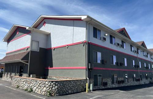 Castle Rock Hotel | Rockview Hotel Castle Rock Downtown