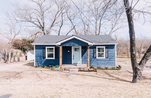 Rockwall House | Rockwall Surf Shack - Downtown Rockwall