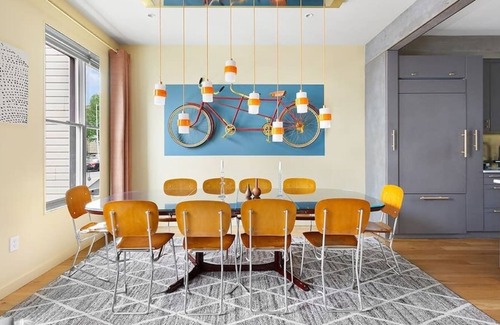 Williamsburg House | Rockwell Place by RoveTravel | 3000+ sqft Townhome
