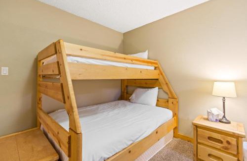 Wildernest House | Rocky Mountain Escape with Vista View - Wildernest