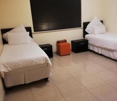 Constantia Kloof Apartment | Rocky Ridge Guest House 2 SELF CATERING - No Alcohol allowed