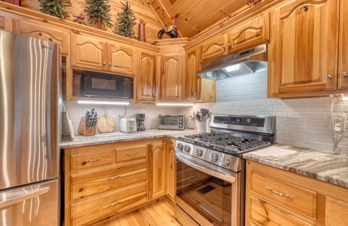 Suches House | Rocky Top - Bunk/Game Room/Hot Tub/Mountain View