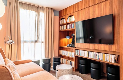 La Castellane Hotel | RockyPop Marseille Appartements