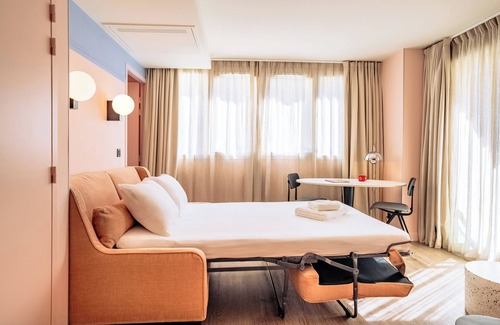 La Castellane Hotel | RockyPop Marseille Appartements