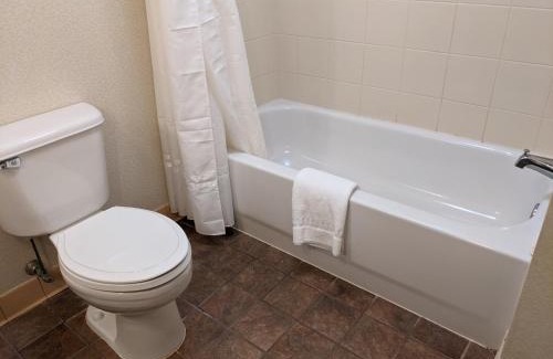 Chesapeake Beach Resort | Rod 'N' Reel Resort