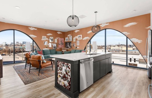 Nashville Apartment | Rodeo Retreat at Neo ~ New Penthouse ~ 1 Mile to Downtown/Broadway ~ 5 Beds ~ Gym ~ Outdoor Space
