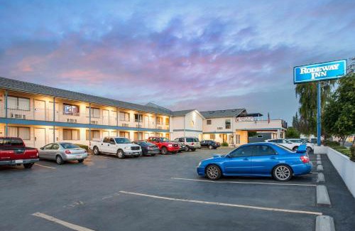Coeur d'Alene Hotel | Rodeway Inn Coeur d'Alene