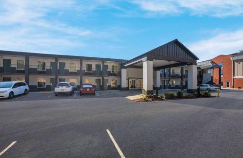 Commerce Hotel | Rodeway Inn Commerce