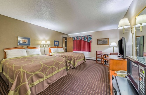 St. Joseph Hotel | Rodeway Inn Saint Joseph
