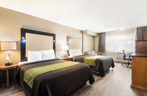 Cedar Hills Hotel | Rodeway Inn & Suites Hwy 217 & 26 W