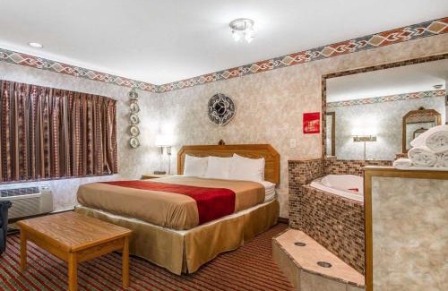 Madison Hotel | Rodeway Inn & Suites Madison East