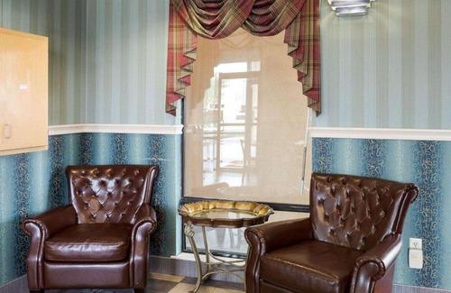 Desire Area Hotel | Rodeway Inn & Suites New Orleans Gentilly