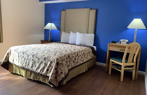 West Park Community Hotel | Rodeway Inn & Suites Bakersfield