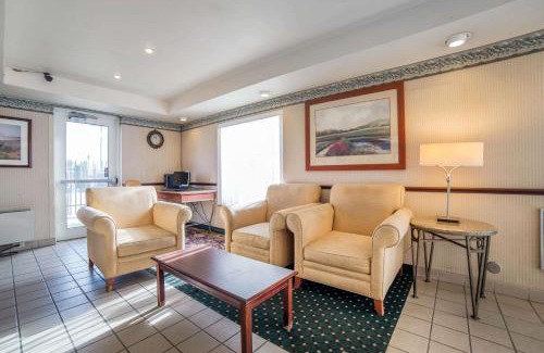 Nampa Hotel | Rodeway Inn & Suites