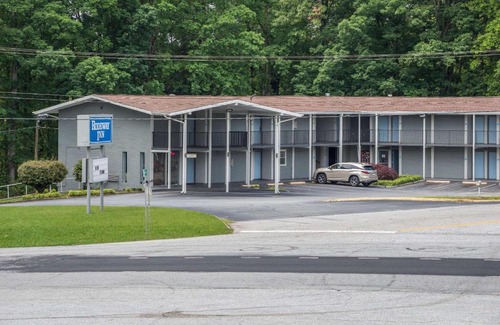 Northlake Hotel | Rodeway Inn