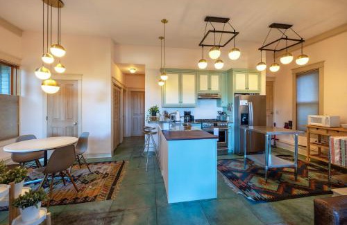 Hood River House | Roe Parker House