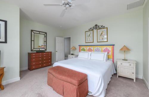 Oceanmarsh Subdivision House | Rolling Tide - Short Walk to the Beach
