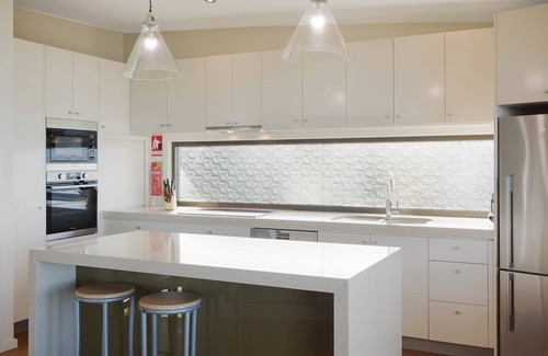Merimbula Cabin | Rolling Waves 3 - Incredible Ocean Views